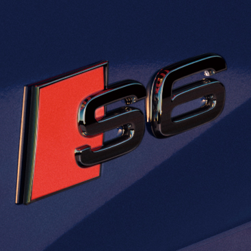 S6ブラックエンブレム(Audi S6)