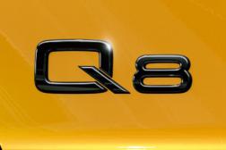 Q8ブラックエンブレム(Audi Q8)