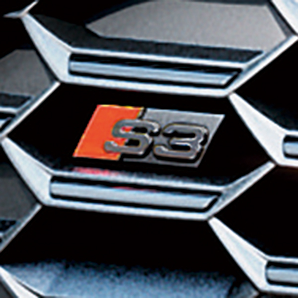S3ブラックエンブレム(Audi S3 / フロント)