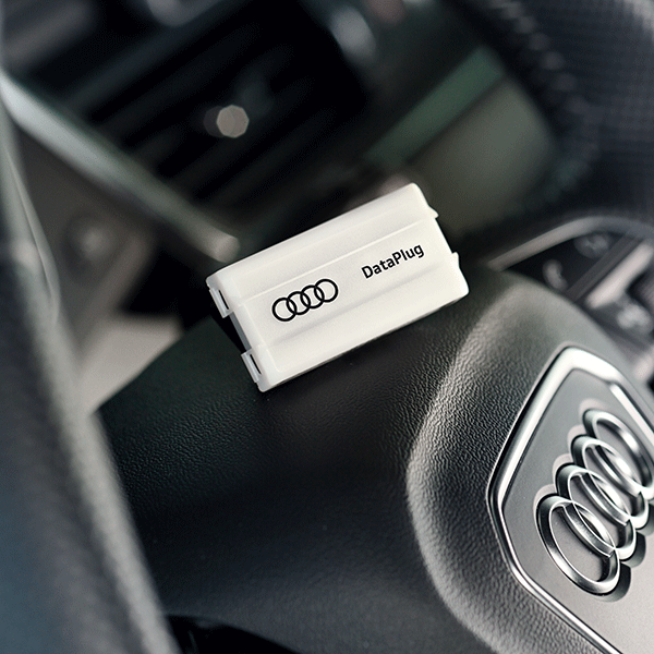 Audi data plug データプラグ OBD-