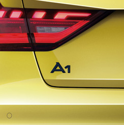 A1ブラックエンブレム(Audi A1 Sportback)