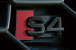 S4 ブラックエンブレム(Audi S4 / フロント)