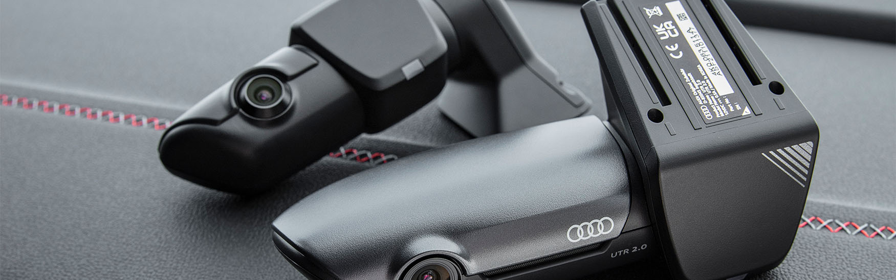 公式 | Audi Online Shop | Audi Universal Traffic Recorder Special